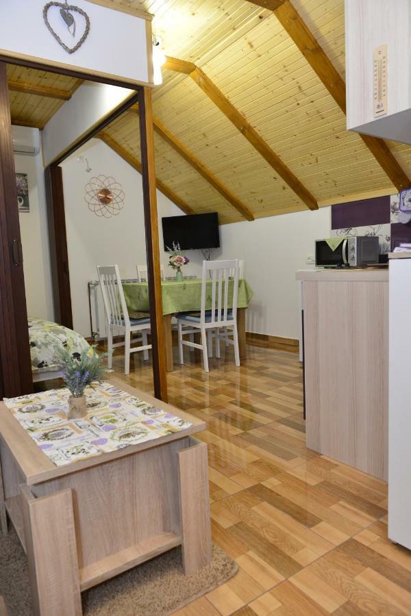 יוסיפדול Apartmani Miscevic מראה חיצוני תמונה